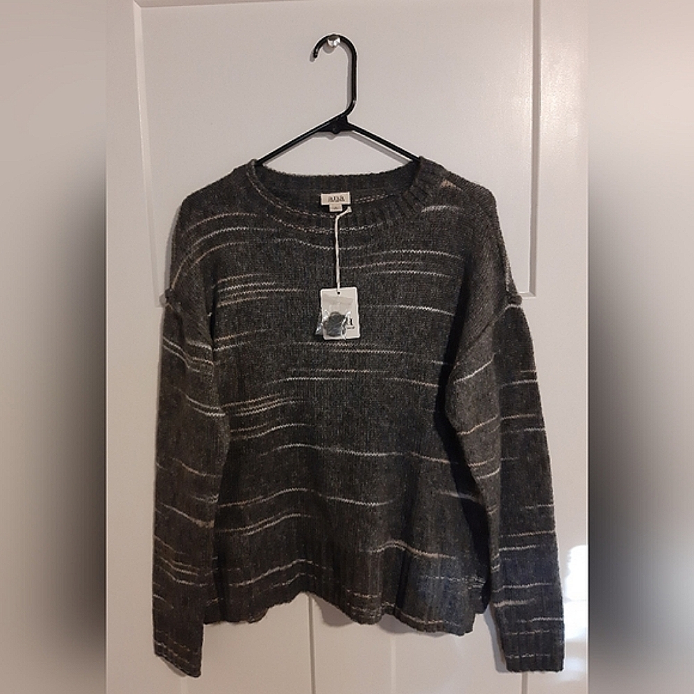 NWT Womens a.n.a Size Small Gray Sweater